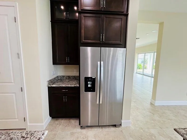 5199 Liberty Ln — Photo 11
