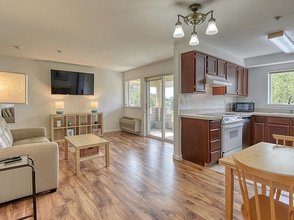 2nd image of 639 N Riverpoint Blvd APT J403