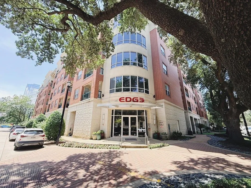 300 Saint Joseph Pkwy #412