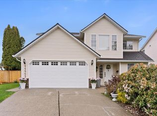 44665 Connaught Pl, Chilliwack, BC V2R2Y6