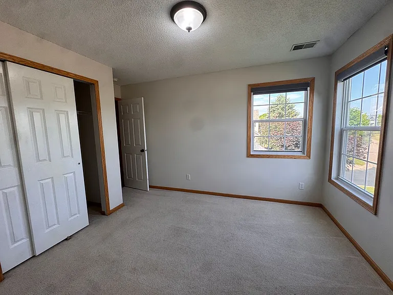 1243 Bergmann Dr — Photo 17