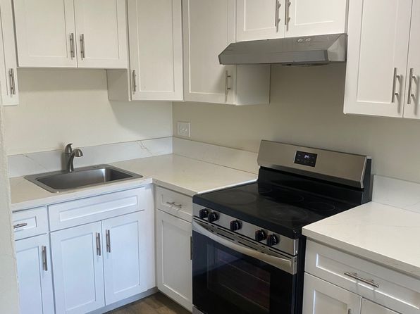 3660 Santa Fe Ave APT 9