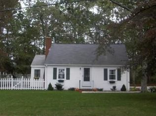 32 Lake Shore Dr, East Falmouth, MA 02536