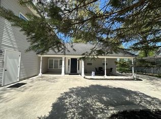 5435 Ashland Dr, Fort Wayne, IN 46835