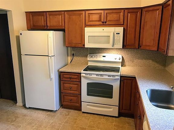 3rd image of 7 Grant Ct
