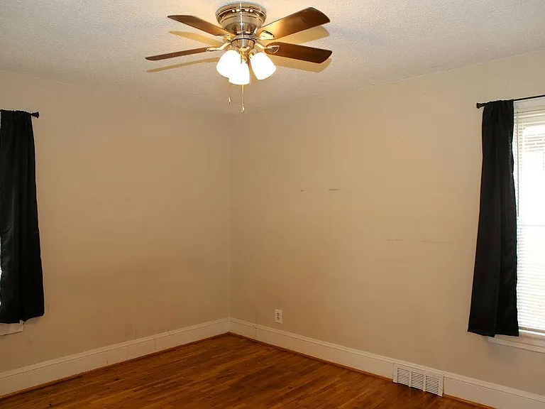 2214 Walker Ave — Photo 18