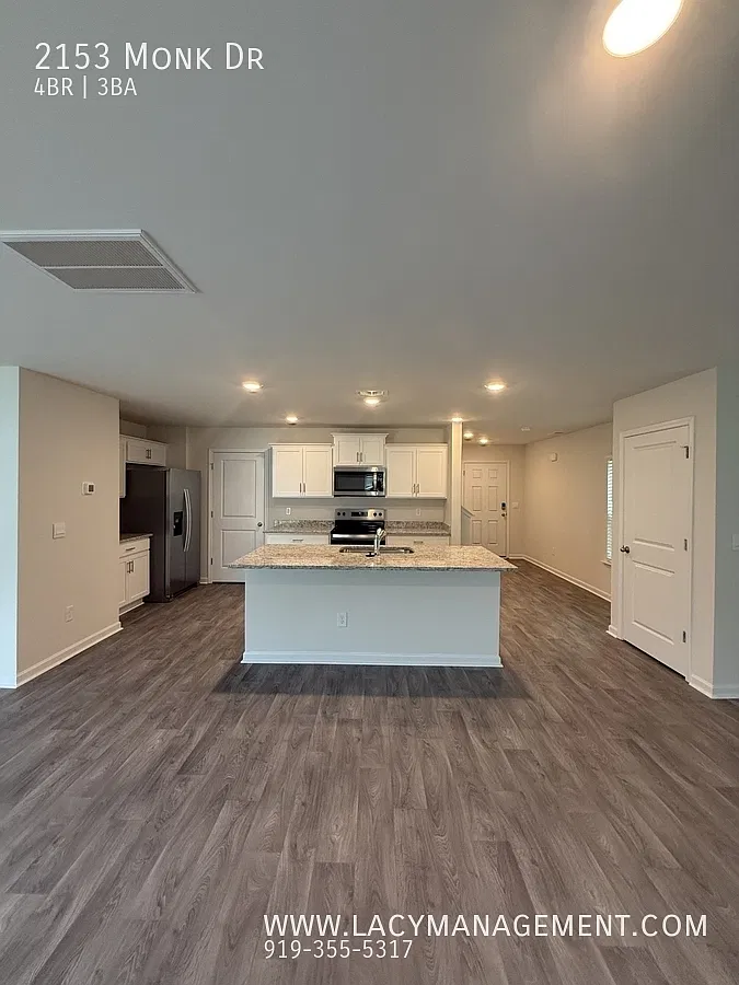 4 bed, 2.5 bath, 2174 sqft, $2,095 — Photo 4