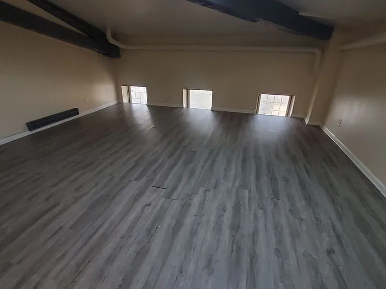 342-344 W. Main St (Commercial First Floor + 7 Apartments) — Photo 5