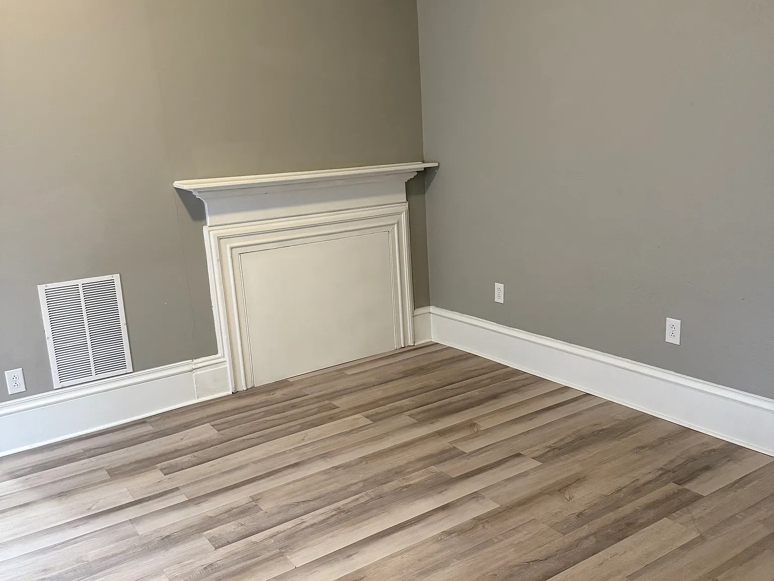 701 N Front St — Photo 4