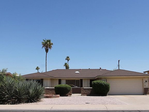 5th image of 1016 E Hermosa Dr