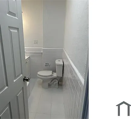 2836 W Glenwood Ave — Photo 10