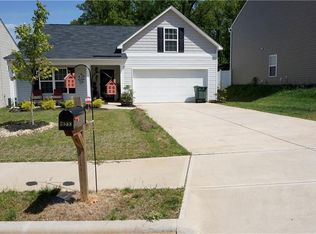 3888 Ashley Hill Dr, Greensboro, NC 27405