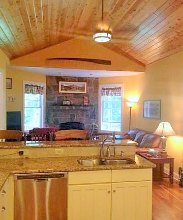 5th image of 78 Hemlock Dr