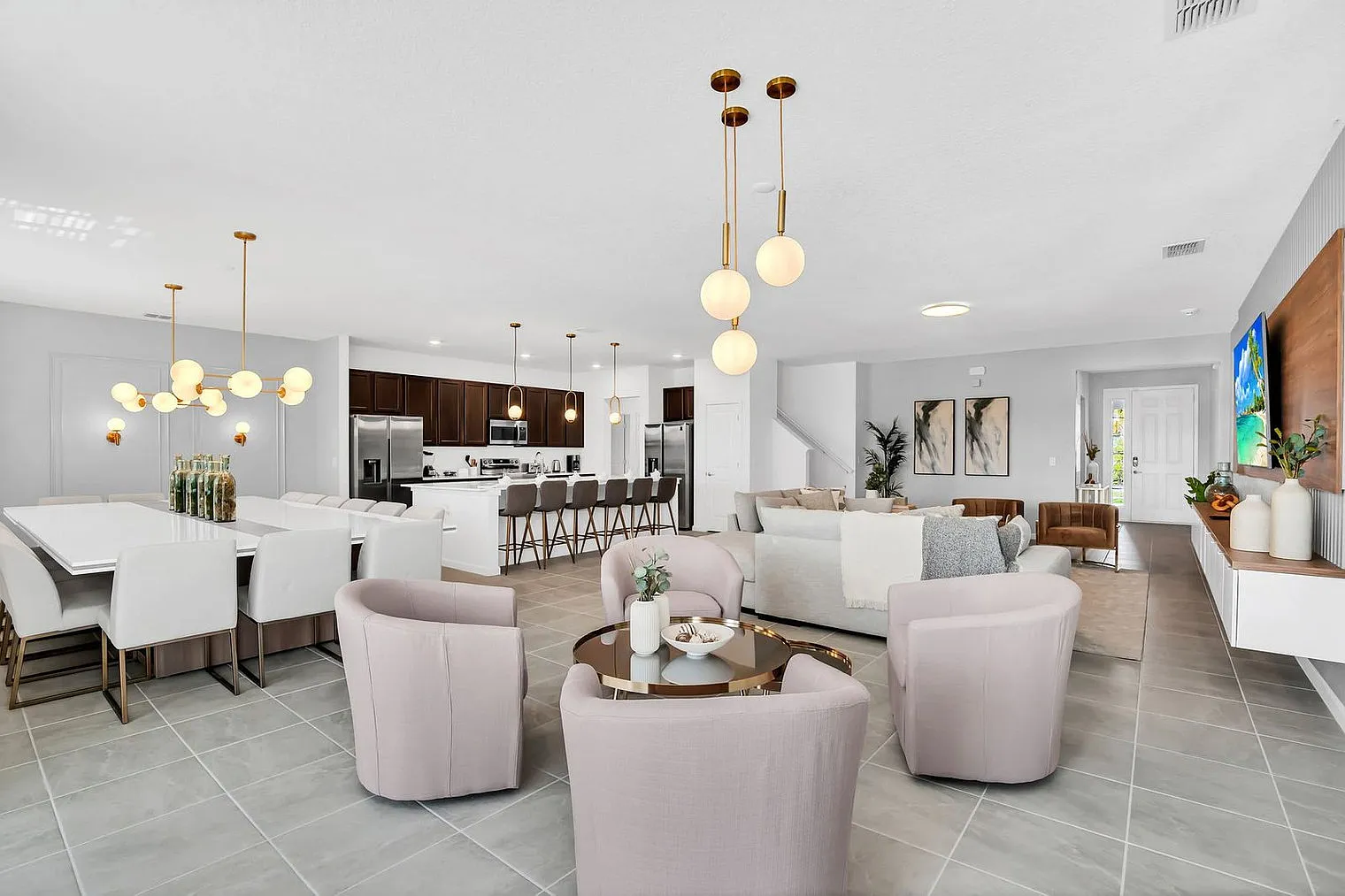 15 bed, 15.0 bath, 3799 sqft, $23,453 — Photo 3