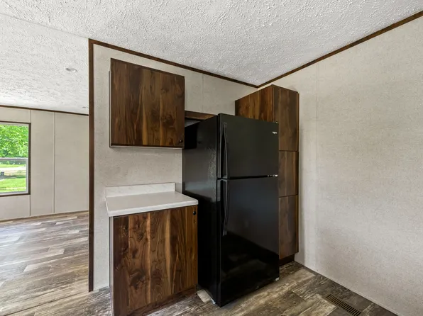 6700 Jefferson Paige Rd #108, Shreveport, LA 71119