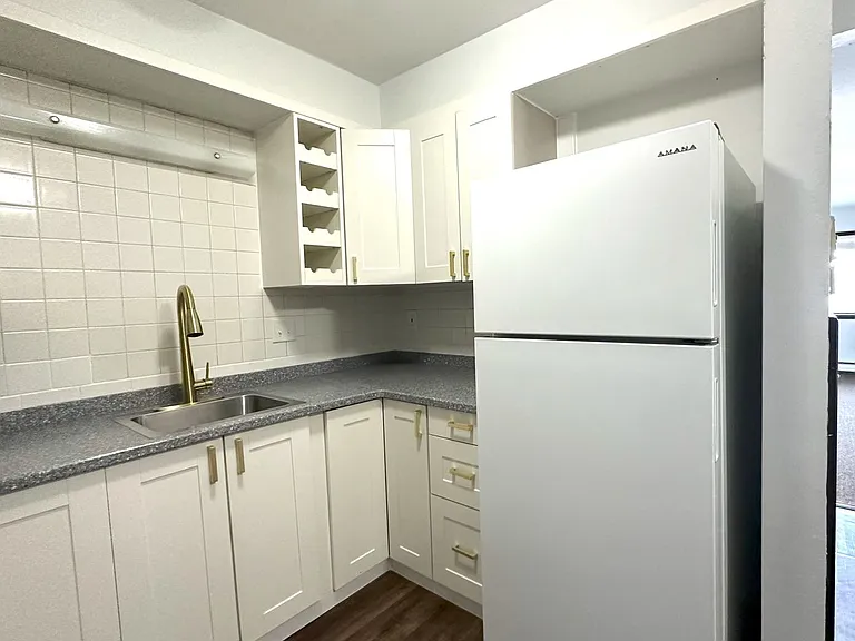 94th Homes — Photo 12