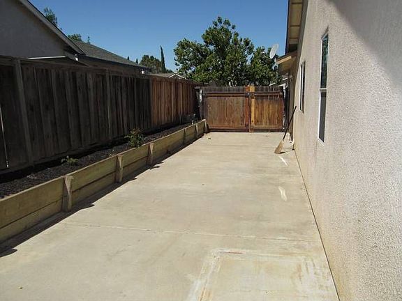 Sideyard parking