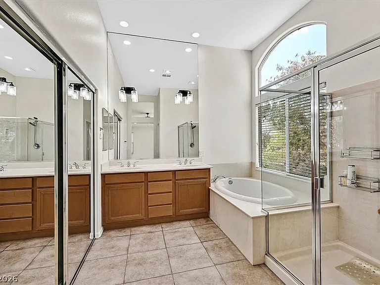 2282 Tedesca Dr — Photo 18