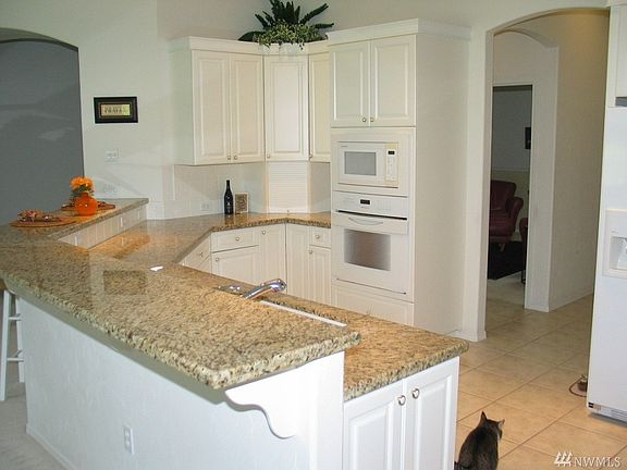 4th image of 3703 Prestwick Ln SE