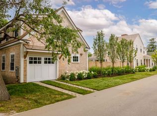 12 Derrymore Rd, Nantucket, MA 02554