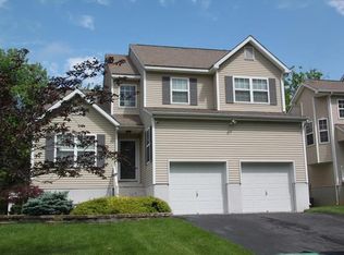 49 Ballard Pond Dr #24, Washingtonville, NY 10992