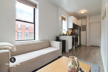 Rented by Coldwell Banker Warburg