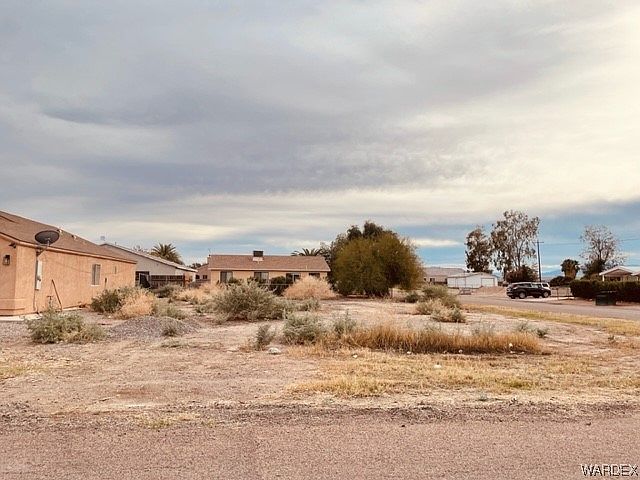 9789 S Phoenix Dr, Mohave Valley, AZ 86440 | Zillow
