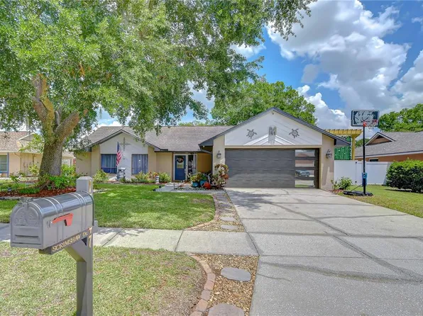 15747 Scrimshaw Dr, Tampa, FL 33624