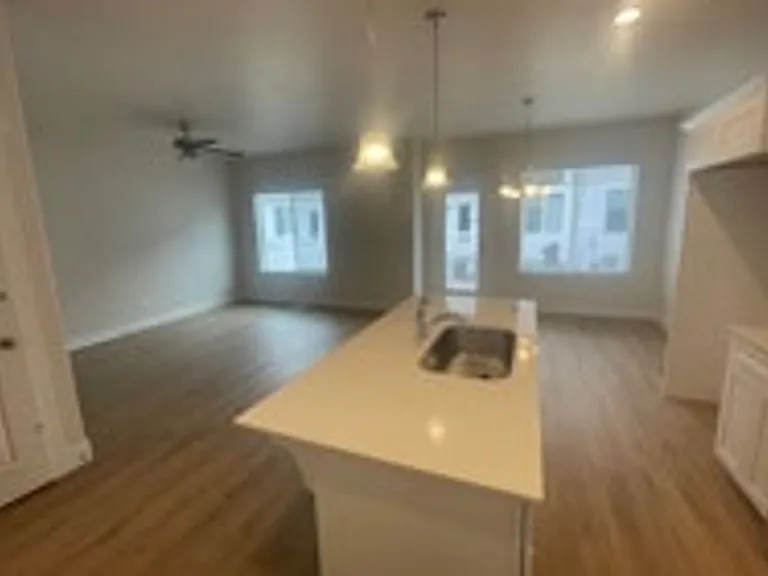 4163 W 2060 N — Photo 2