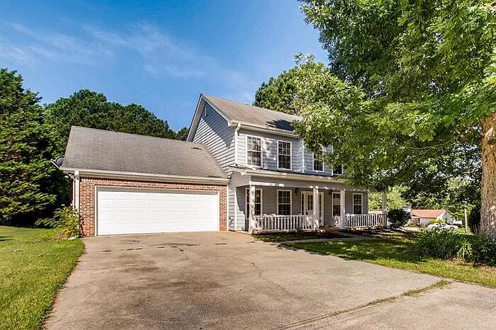1st image of 301 Landon Dr SE
