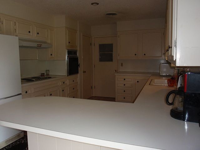 2nd image of 3434 Santa Monica Dr