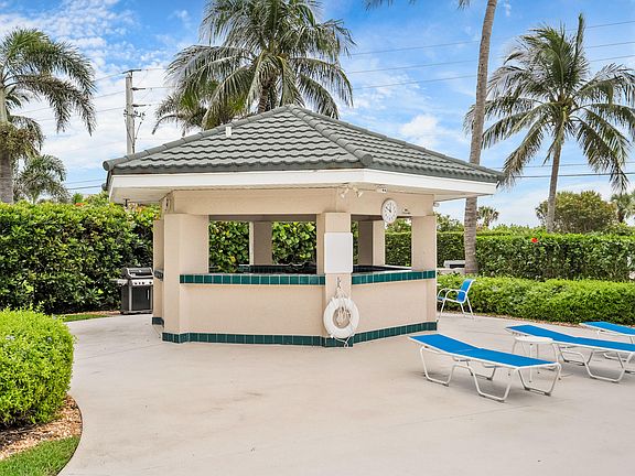 3rd image of 5051 N Highway A1a APT 13-5