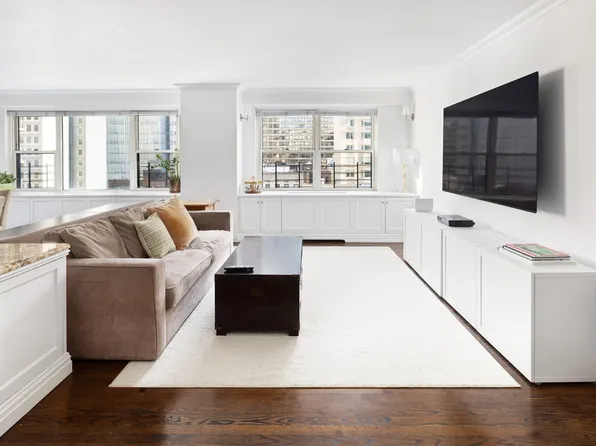420 East 72nd Street 10FG image 2 of 9