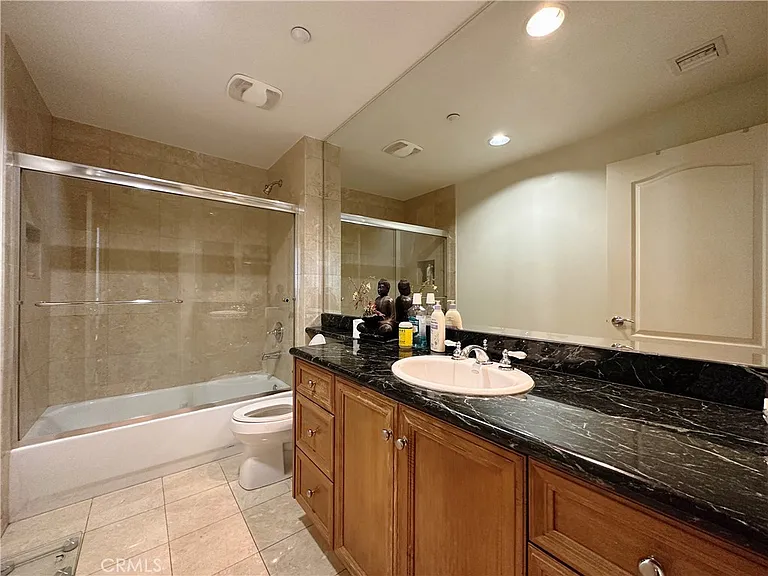 320 S Willaman Dr #402 — Photo 22