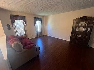 4th image of 2169 Summer Breeze Dr