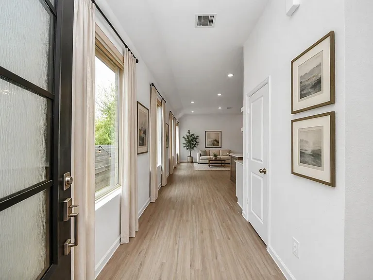 15623 Red Panda Rd — Photo 4