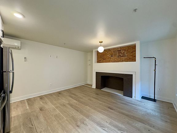5th image of 415 Saint Paul St #419-07