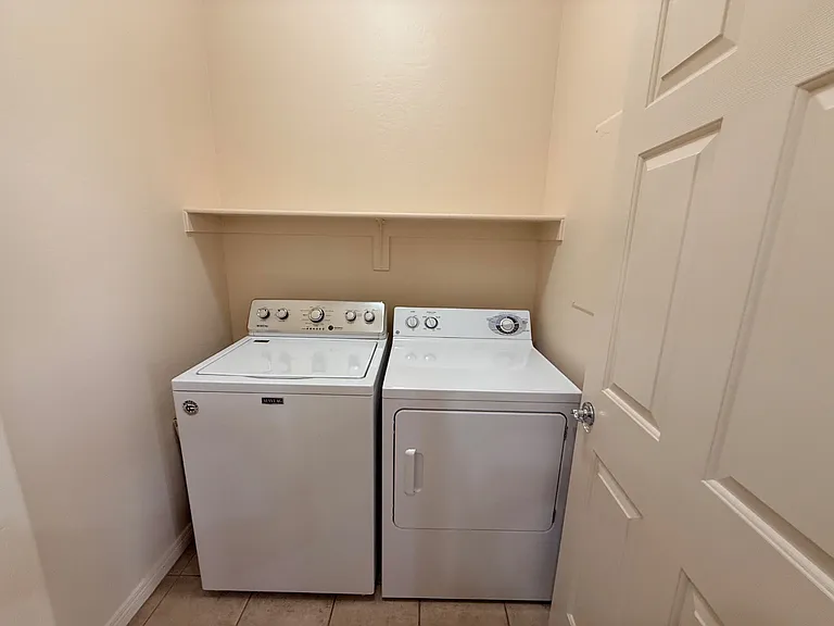Unit Photo