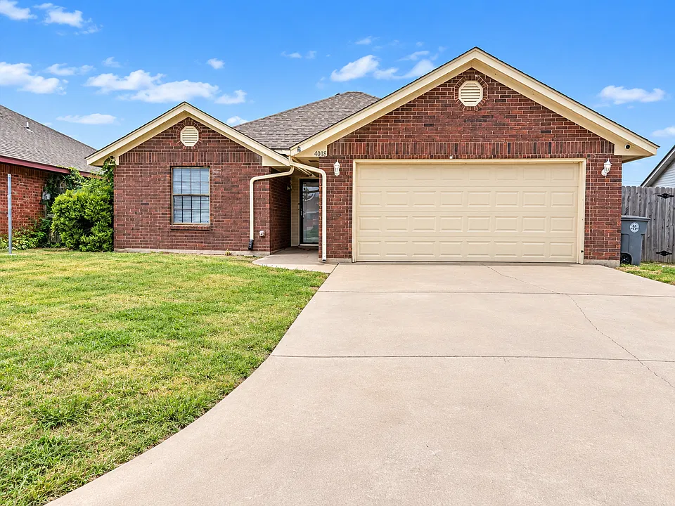4018 SW Mesquite Dr