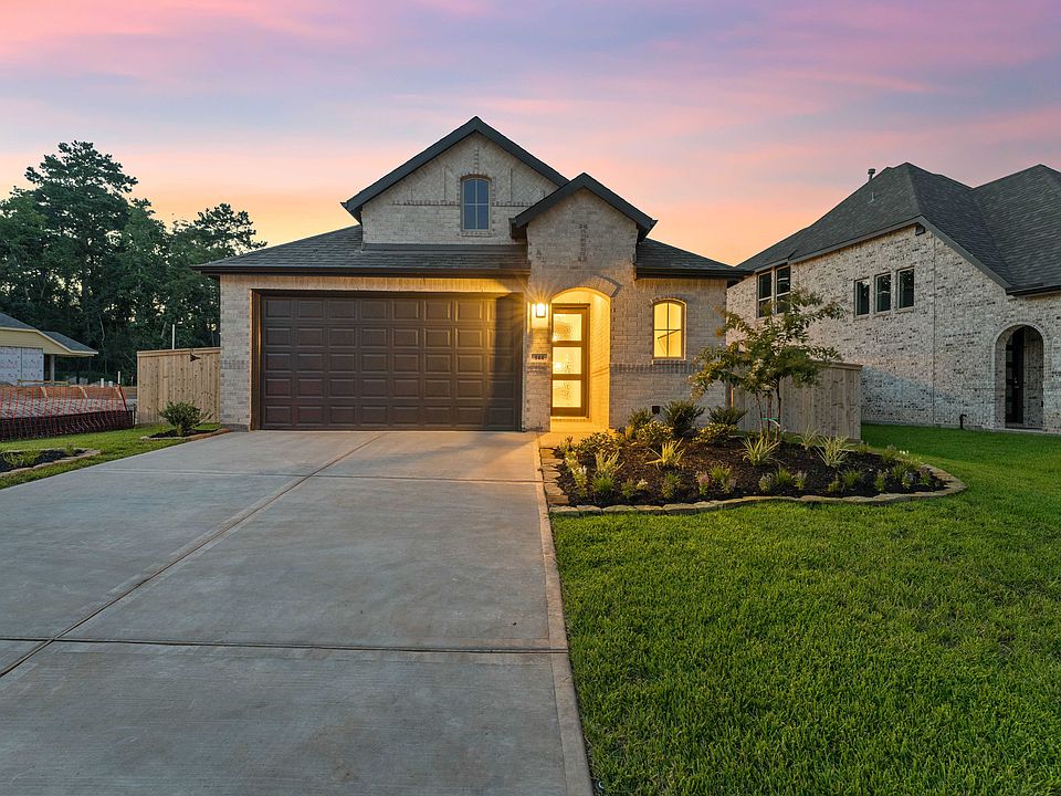 1st image of 144 Lukewood Cir