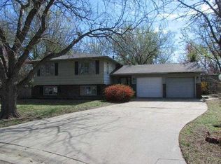 134 S Emporia Ct, Valley Center, KS 67147