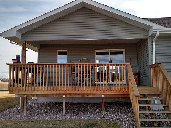 2nd image of 3904 Norseman Ave