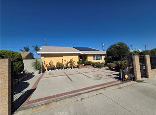 11223 Stagg St, Sun Valley, CA 91352