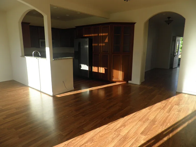 362 Jans Ct — Photo 5