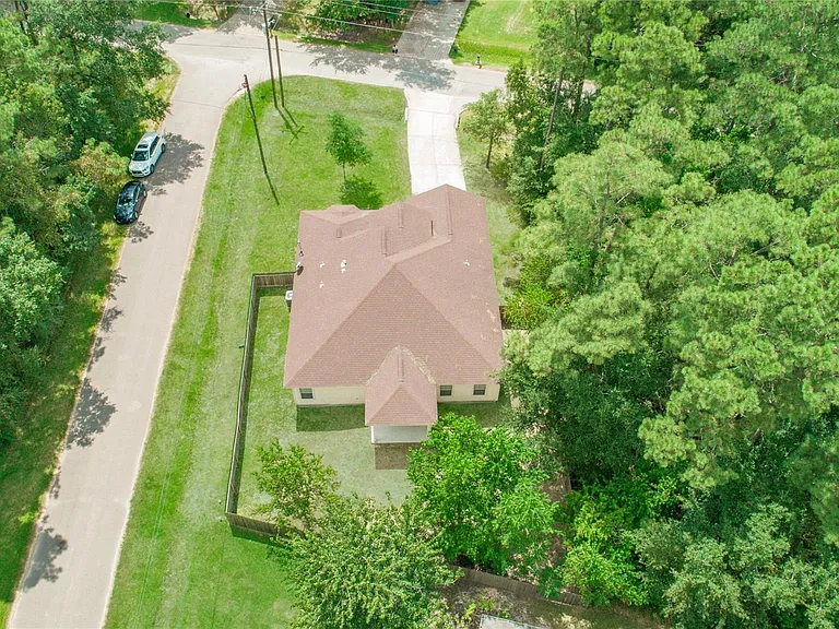 10572 Twin Oak Dr — Photo 45