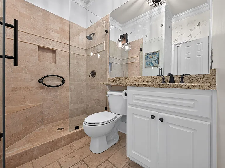 Full bath on main level