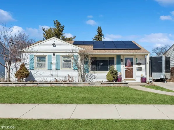 8708 45th St, Lyons, IL 60534