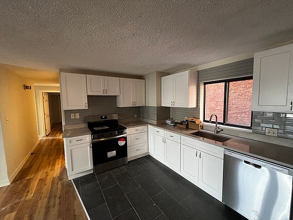 5th image of 9 Elmer St #205