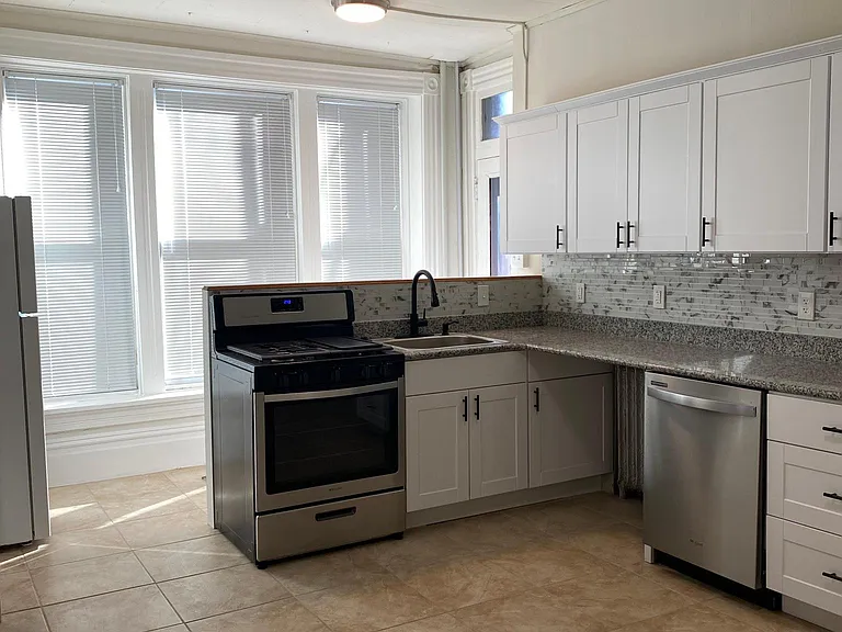 2204 N 3rd St #1 — Photo 16
