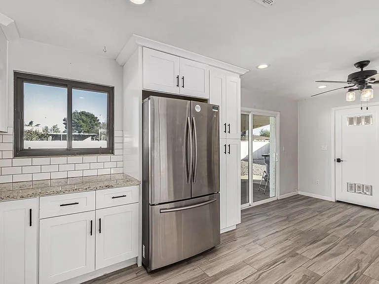 1420 N Rose St — Photo 10